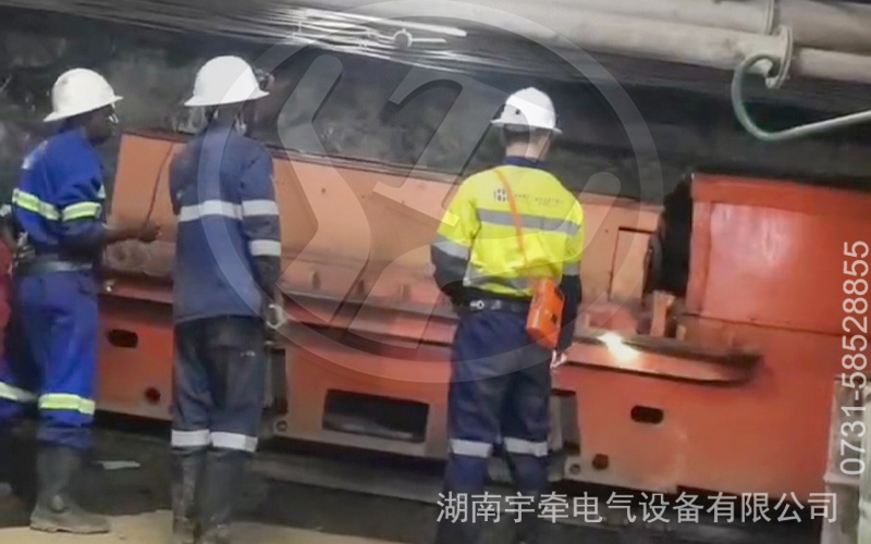 技术团队赴海外矿山开展售后，为井下矿用电机车提供专业保障